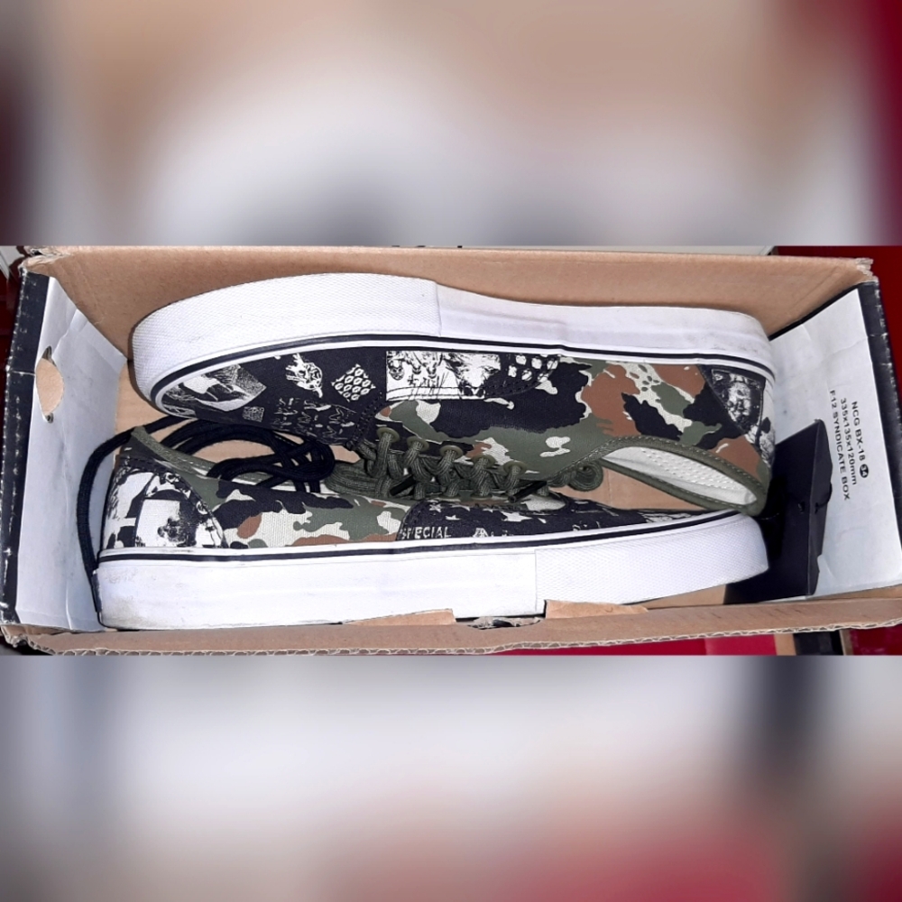 Vans X Syndicate Authentic "S" China Girl Summer Vintage Vans - Picture 6 of 9